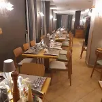 Astoria 3* ברויל-קרוויניה