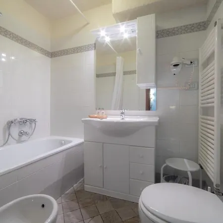 Astoria 3*